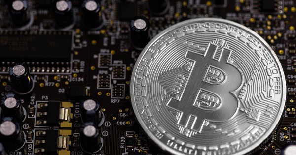 Xuất thân từ thế giới ngầm, nhưng chẳng phải bitcoin đang ngang nhiên “diễn” ở sân khấu chính hay sao?